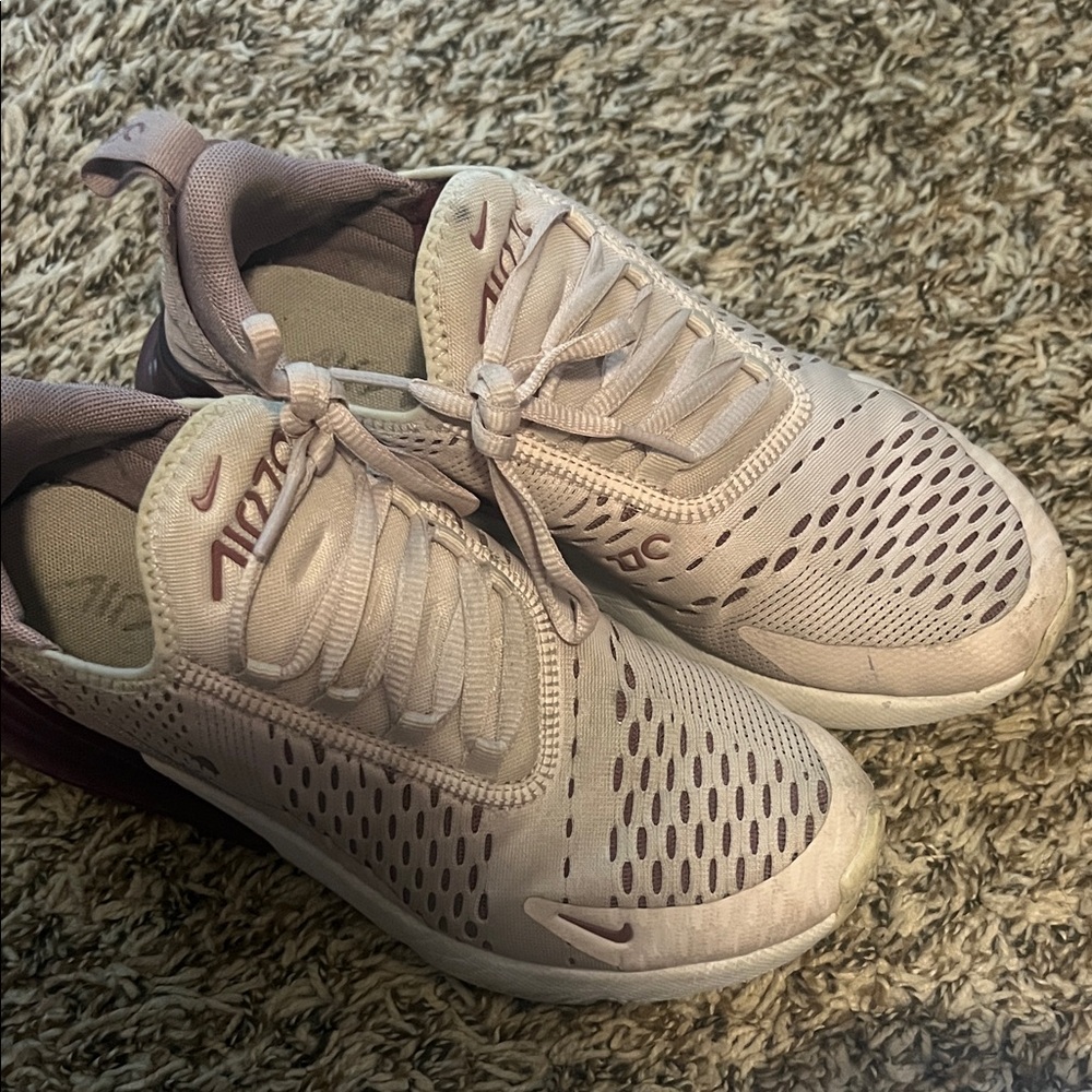 Nike Air Max 270 Pale Pink Sneakers